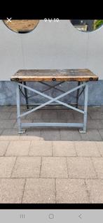 Prachtige werkbank/werktafel/bijzettafel met metalen poten., Doe-het-zelf en Bouw, Werkbanken, Ophalen, Zo goed als nieuw