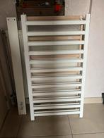 Babybed Ikea met matras en matrasbeschermer, Kinderen en Baby's, Ophalen, Zo goed als nieuw