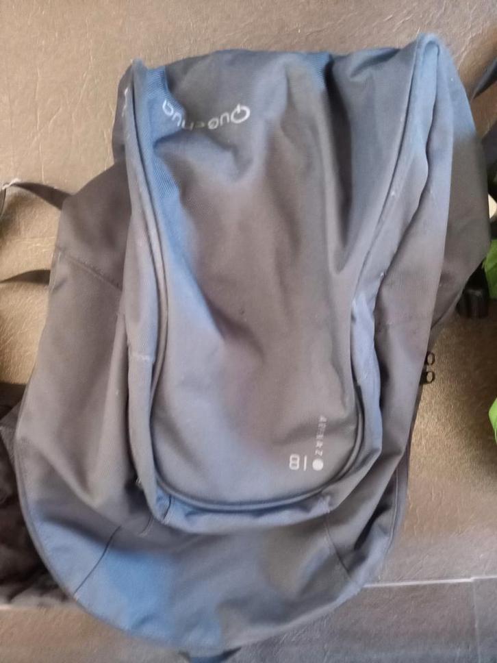Toffe rugzak 18 l decathlon, Handtassen en Accessoires, Tassen | Rugtassen, Ophalen
