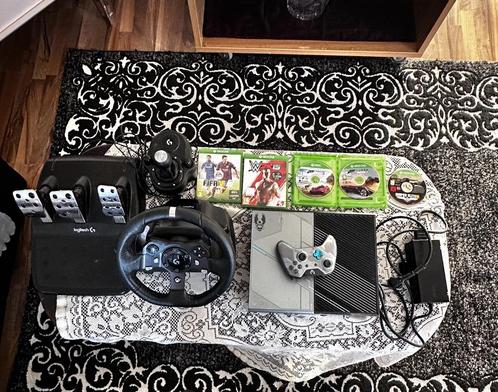 Xbox one met stering wheel Logitech, Games en Spelcomputers, Spelcomputers | Xbox One, Gebruikt, Xbox One, 500 GB, Met 1 controller