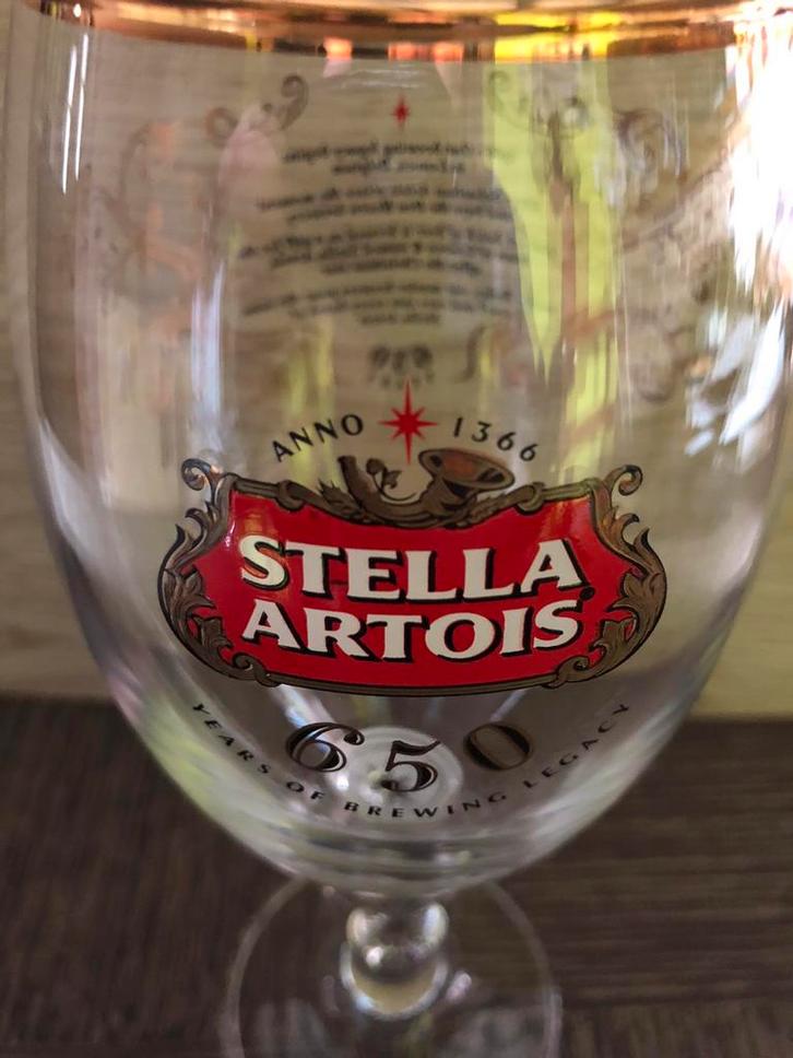 Stella Artois 650 jaar brouwerij uit Engeland, Verzamelen, Biermerken, Zo goed als nieuw, Glas of Glazen, Stella Artois, Ophalen of Verzenden
