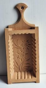 Belle forme à beurre en bois, Ophalen of Verzenden
