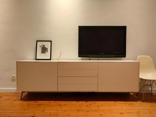 Dressoir / commode / televisiemeubel BoConcept, Huis en Inrichting, Kasten | Dressoirs, Zo goed als nieuw, 200 cm of meer, 50 tot 75 cm