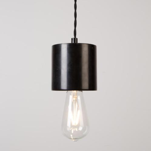 ZUIVER „Trust” zwarte vering, Huis en Inrichting, Lampen | Hanglampen, Zo goed als nieuw, Minder dan 50 cm, Metaal, Ophalen