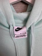 Sweat a capuche nike, Enlèvement