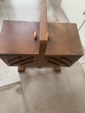 Ancienne boîte à couture (56/45/42 cm), Enlèvement