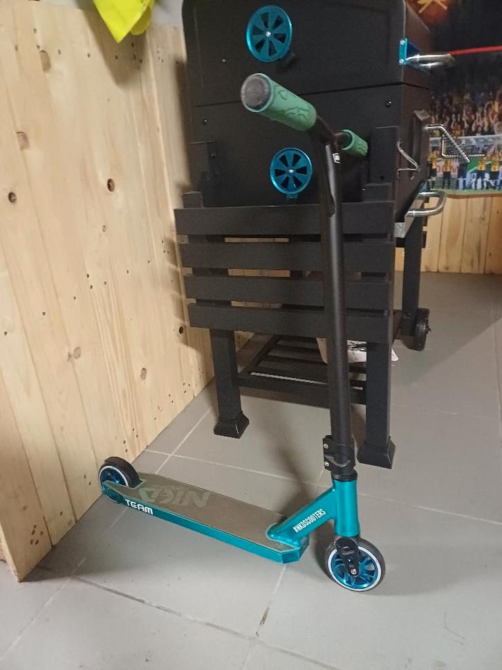 Stuntstep, Fietsen en Brommers, Steps, Gebruikt, Overige typen, Ophalen