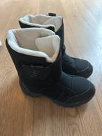 Chaussures de neige Quechua taille 33, Enfants & Bébés, Enlèvement, Comme neuf