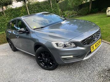 VOLVO V60 CROSS COUNTRY beschikbaar voor biedingen