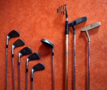 set 8 golfclubs Spalding Wilson + draagtas beschikbaar voor biedingen