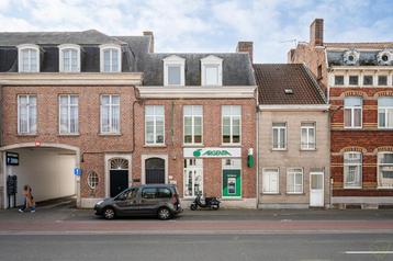 Woning te koop in Eeklo, 2 slpks, 320 m², 2 kamers, Vrijstaande woning, 206 kWh/m²/jaar