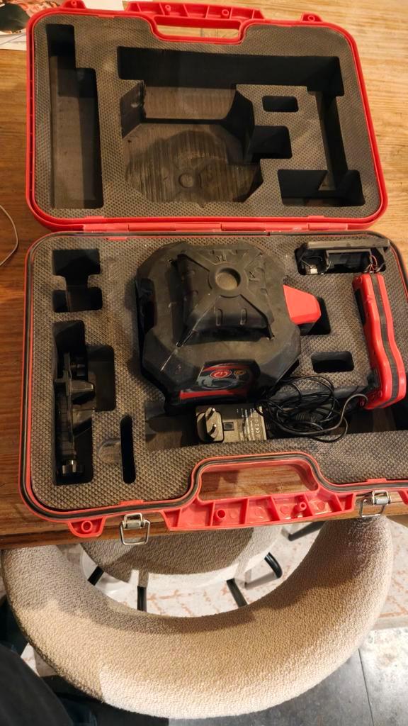 Futech roterende laser, Bricolage & Construction, Outillage | Outillage à main, Enlèvement