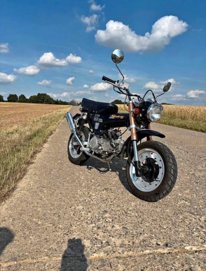 Dax Skyteam – papiers 125cc – à vendre, Motoren, Motoren | Honda, Particulier, Crossmotor, Minimaal motorrijbewijs A1, Ophalen