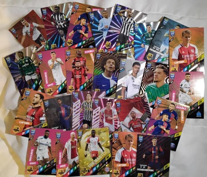 Panini FIFA 365 kaarten, Hobby en Vrije tijd, Verzamelkaartspellen | Overige, Zo goed als nieuw, Meerdere kaarten, Ophalen of Verzenden