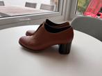 Hakken van Zinda, Kleding | Dames, Schoenen, Bruin, Verzenden, Zo goed als nieuw, Schoenen met hoge hakken