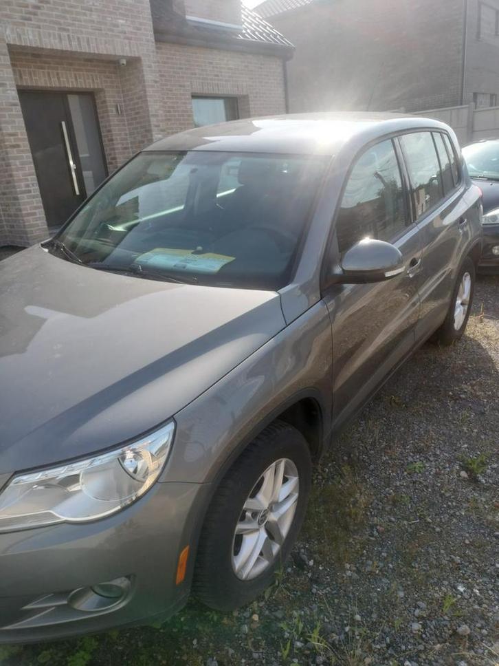 Tiguan 2.0 tsi 109000km 3500, Autos, Volkswagen, Particulier, Tiguan, Essence, Euro 3, MPV ou Monospace, 5 portes, Automatique