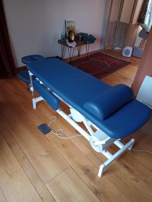 Table de kiné / massage, Sports & Fitness, Produits de massage, Comme neuf, Table de massage, Enlèvement