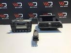 Lexus IS200 navi + radio compleet, Gebruikt