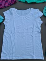 wit t-shirt, 116, Kinderen en Baby's, Kinderkleding | Maat 116, Ophalen of Verzenden, Zo goed als nieuw