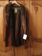 Gilet pour homme, Enlèvement