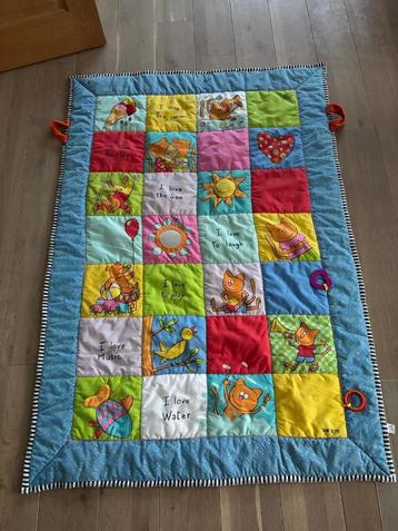 Speeldeken voor baby beschikbaar voor biedingen