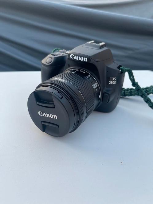 Kit de démarrage Canon EOS 250D, TV, Hi-fi & Vidéo, Appareils photo numériques, Comme neuf, Canon, Enlèvement ou Envoi