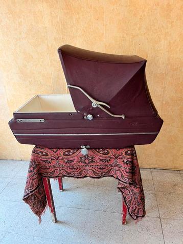 Poussette ancienne pour bébé., Antiquités & Art, Enlèvement