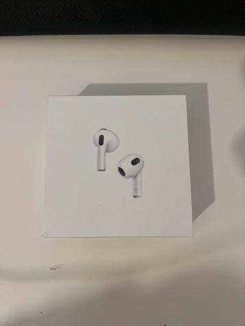 Apple AirPods (3e generatie) beschikbaar voor biedingen