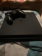 Ps4 met 2 controllers (1 staat er niet op ), Games en Spelcomputers, Spelcomputers | Sony PlayStation 4, Ophalen, Zo goed als nieuw