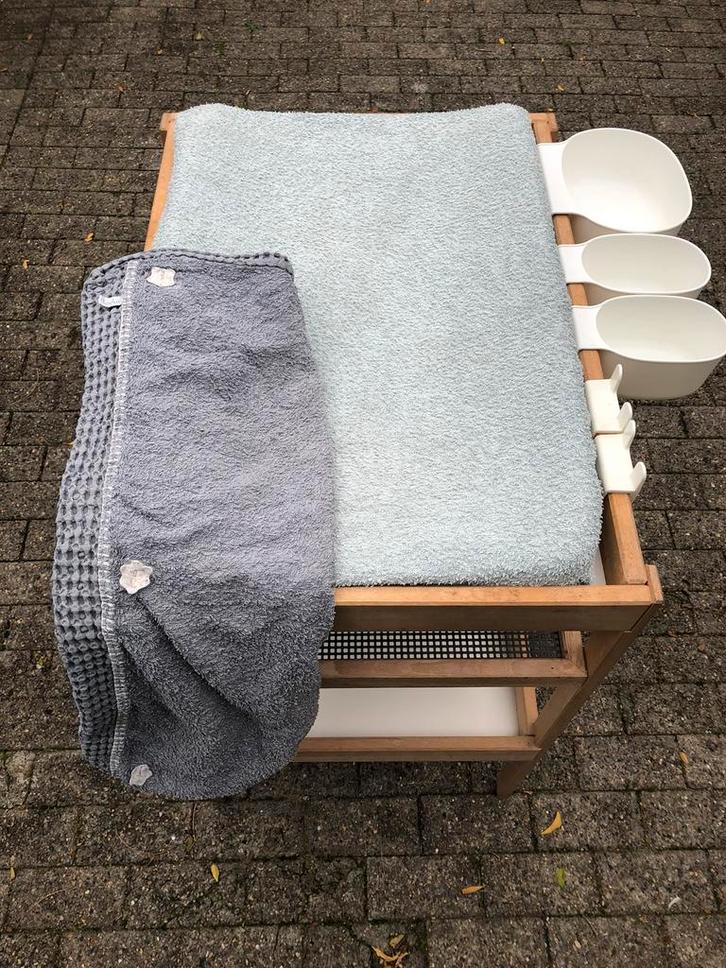 Gepimpte IKEA verzorgtafel + accessoires, Kinderen en Baby's, Badjes en Verzorging, Gebruikt, Aankleedkussen, Ophalen