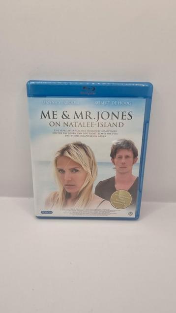 Blu-Ray Me & Mr Jones on Natalee Island