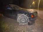 Gratis bmw e46 318i 2001, Auto's, BMW, 4 deurs, 87 kW, 4 cilinders, Blauw