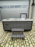 Zeer weinig gebruikte 3-zits jacuzzi, Ophalen of Verzenden, Zo goed als nieuw