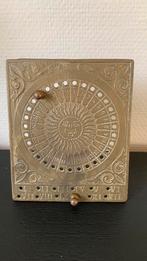 ️ Antieke messing eeuwigdurende kalender, Antiek en Kunst, Ophalen