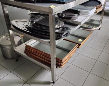 Buffetspiegels en schalen, kommen,...., Enlèvement, Utilisé, Inventaire complet