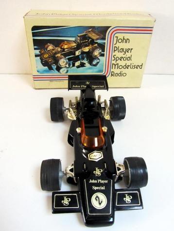 John Player Special Lotus Formule 1 Radio AM Hong Kong 1981, Enlèvement ou Envoi, Comme neuf