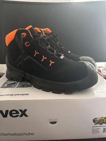 Uvex S3 HI HRO SRC beschikbaar voor biedingen