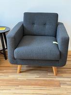Moderne 1-zit zetel – donkergrijs met houten poten, Ophalen, Hout, 75 tot 100 cm, Zo goed als nieuw