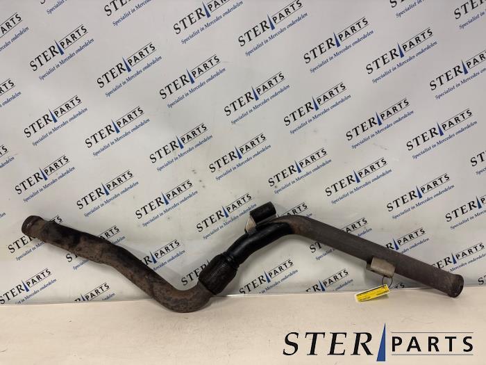 Tube échappement central d'un Mercedes E-Klasse, Autos : Pièces & Accessoires, Systèmes d'échappement, Mercedes-Benz, Utilisé