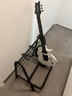 Kramer 220 Assault White met stand, Enlèvement, Utilisé