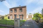 Huis te koop in Sint-Niklaas, 3020202 slpks, 265 m², Vrijstaande woning, 345 kWh/m²/jaar