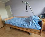 Lit électrique médical en parfait état, Maison & Meubles, Chambre à coucher | Lits, Enlèvement