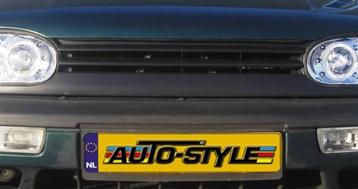Volkswagen Golf 3 Embleemloze Grill beschikbaar voor biedingen