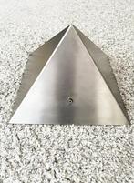 Inox piramide akoestische resonantie /  energieconditioner, Ophalen, Gebruikt, Audio