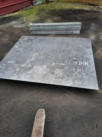 inox plaat 1 cm dik beschikbaar voor biedingen