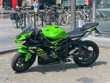 KAWASAKI Ninja ZX6R