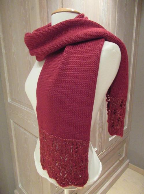 Nieuwe Inwear sjaal in bordeaux wol, Vêtements | Femmes, Bonnets, Écharpes & Gants, Neuf, Écharpe, Envoi