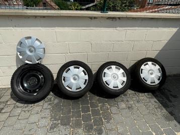 Vends roues complete hiver 16 ‘ Audi beschikbaar voor biedingen