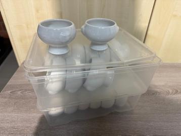Cosy & trendy 23 aperitiefpotjes Leeuwenkopje porselein   beschikbaar voor biedingen