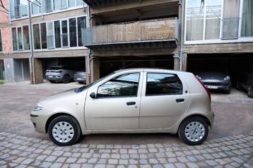 À vendre Fiat Punto 1.2 (74 200 km), Achat, Boîte manuelle, Beige, 5 places